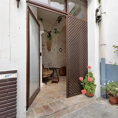 La Cueva De Apartment *